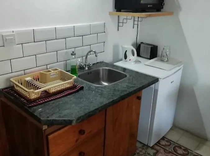 Forty Three #3 * Victoria